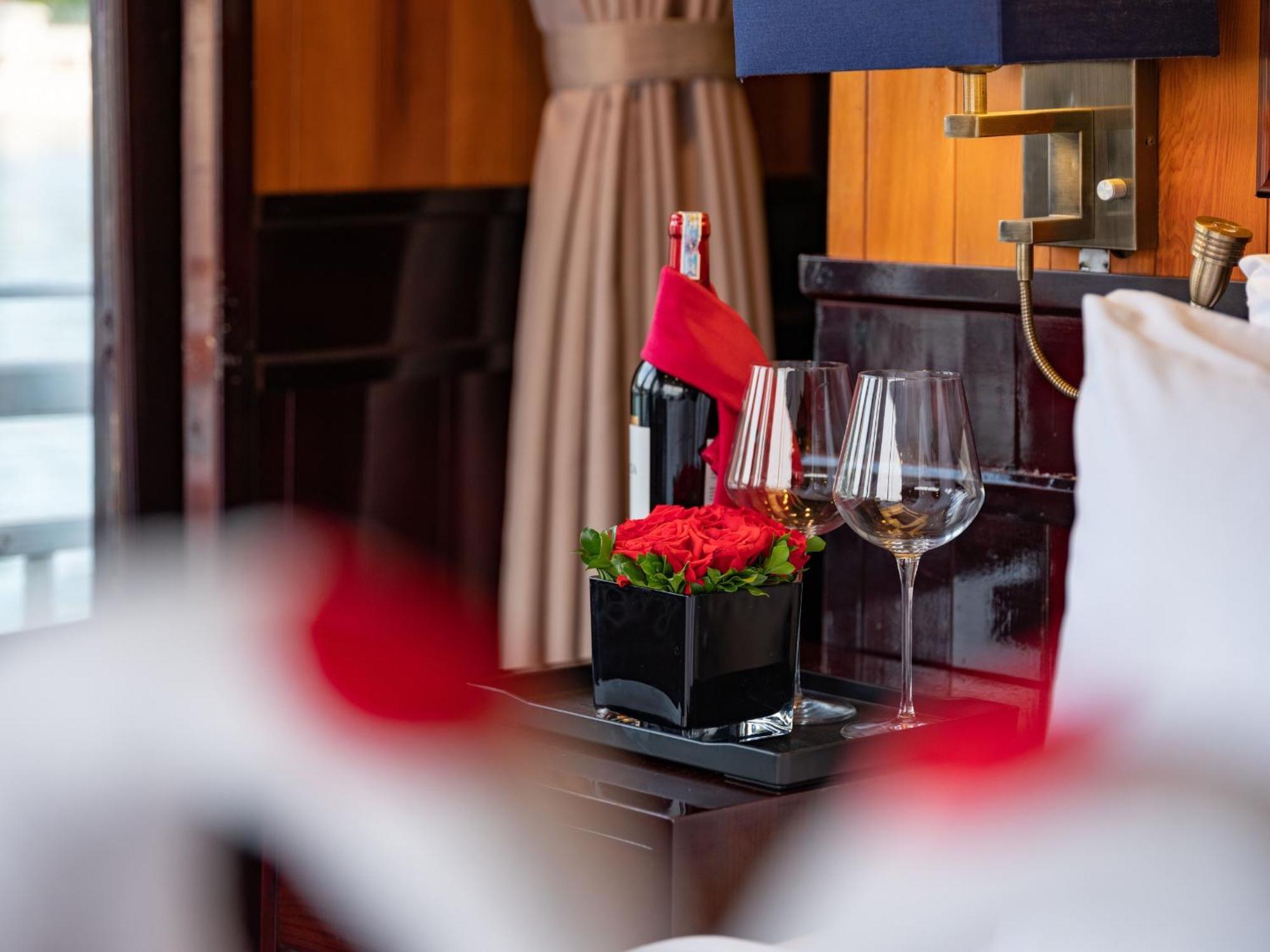 Hera Boutique Cruise Ha Long Bay Zewnętrze zdjęcie