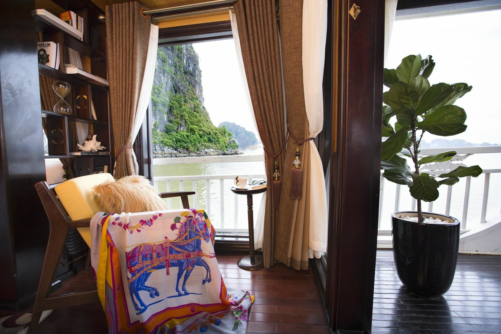 Hera Boutique Cruise Ha Long Bay Zewnętrze zdjęcie